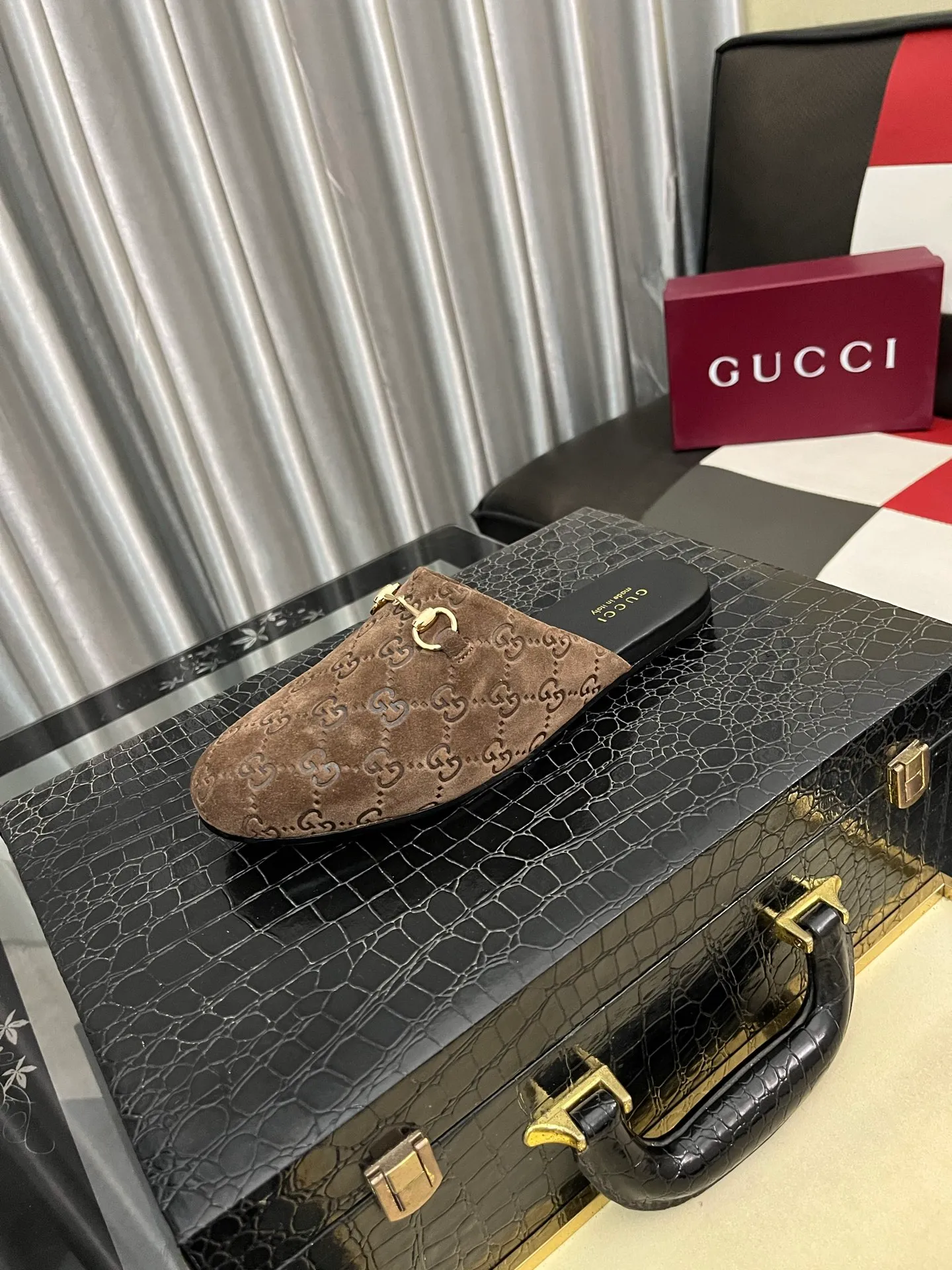 Men's shoes 💰480⌚️⌚️[Gucci] 2024 new season half-slip men's shoes, made of Italian imported first-layer frosted cowhide➕sheepskin lining, original hardware buckle, original combination wear-resistant outsole, real shot 🎬 Very comfortable on the feet, size 36-44